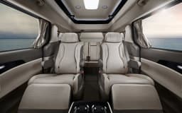 Kia Carnival Front Row Seats